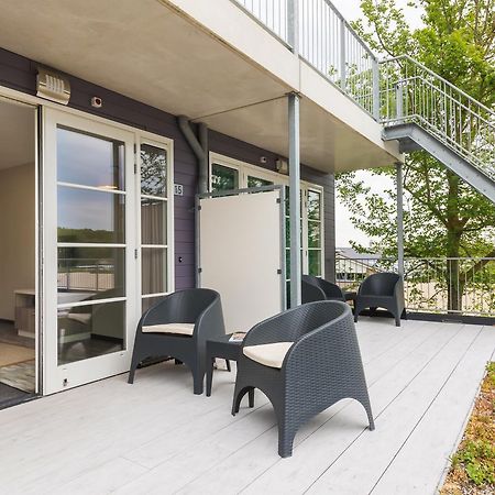 Roompot Strandplevier Hotelsuites Де Коох Екстериор снимка