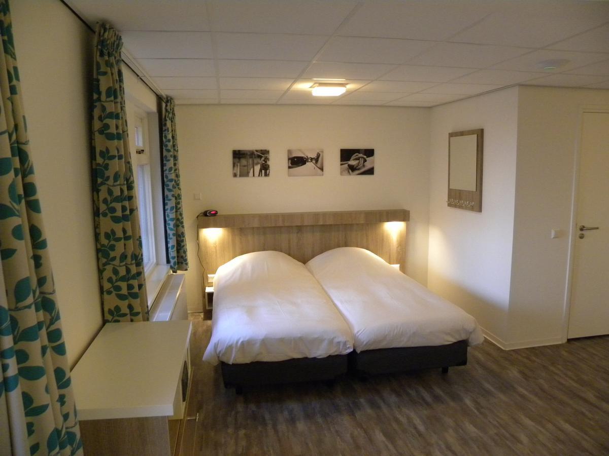 Roompot Strandplevier Hotelsuites Де Коох Екстериор снимка