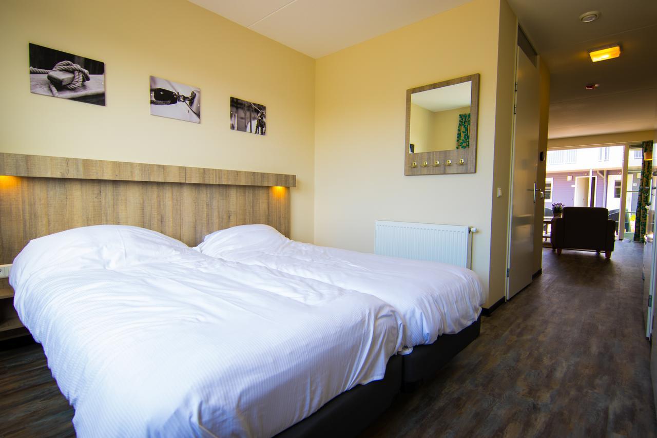 Roompot Strandplevier Hotelsuites Де Коох Стая снимка