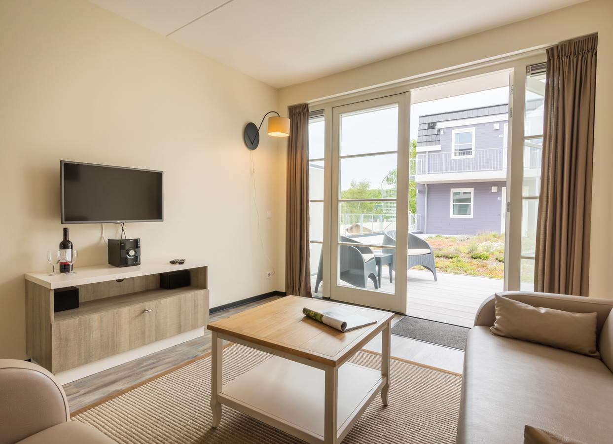 Roompot Strandplevier Hotelsuites Де Коох Екстериор снимка