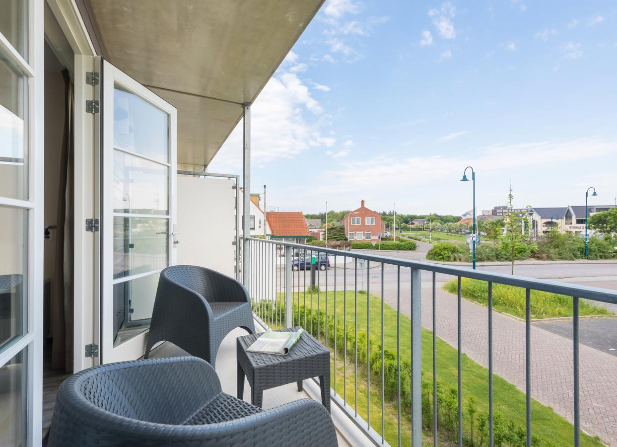 Roompot Strandplevier Hotelsuites Де Коох Екстериор снимка