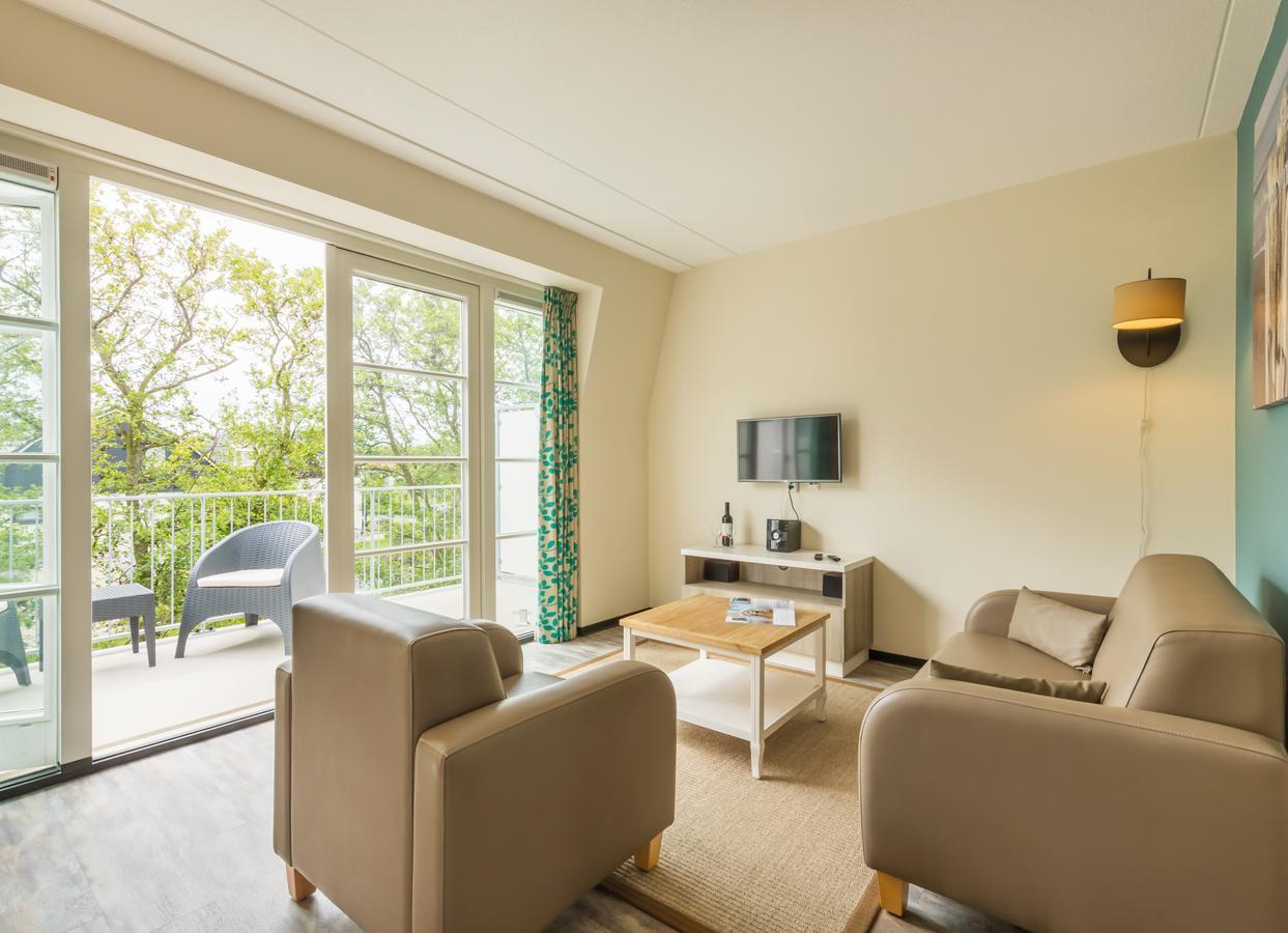 Roompot Strandplevier Hotelsuites Де Коох Екстериор снимка